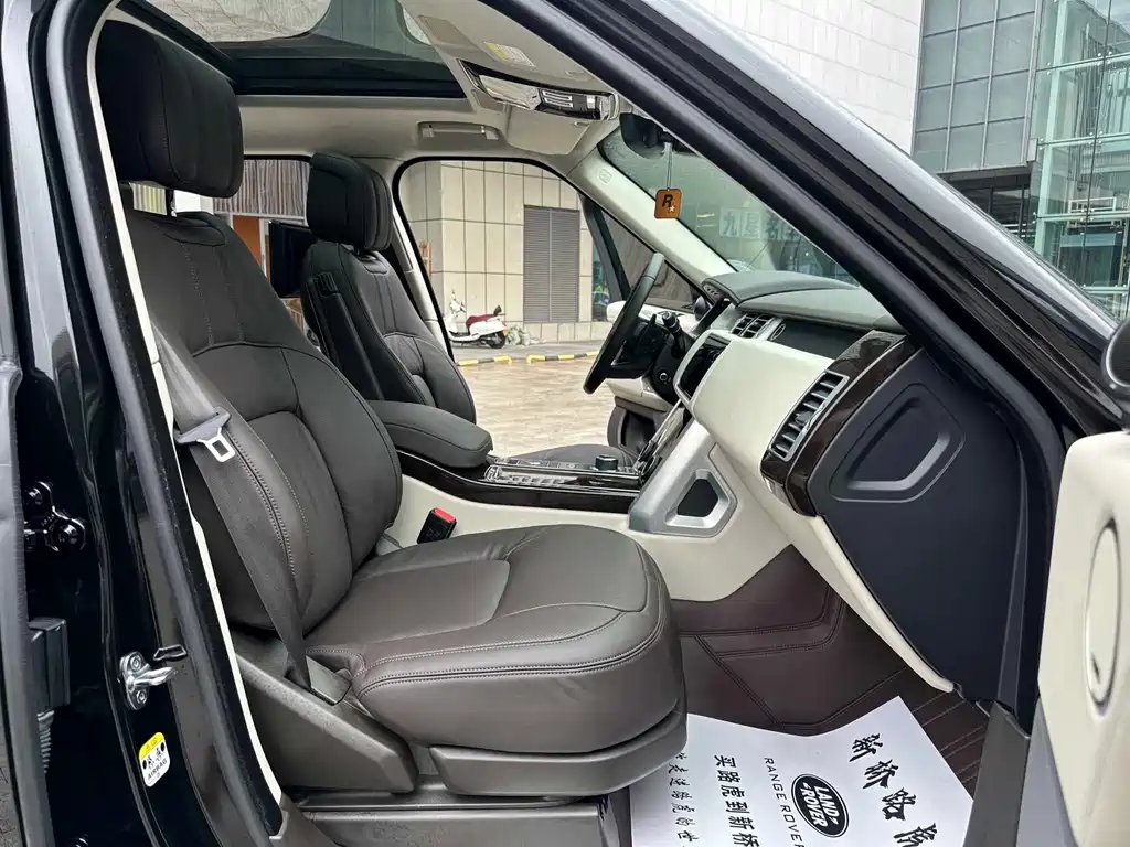 Land Rover Range Rover — миниатюра 7