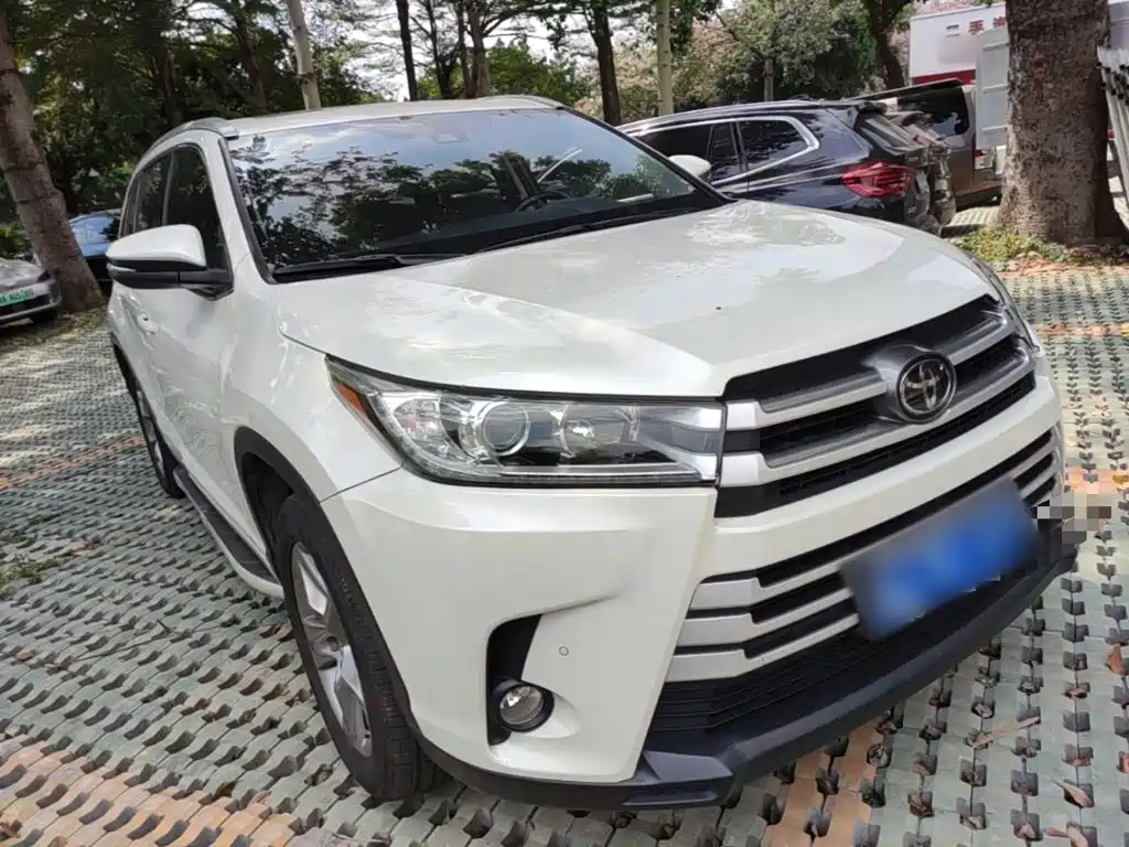 Toyota Highlander — миниатюра 4