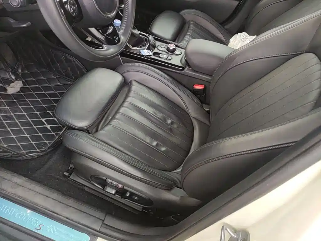 MINI Mini Clubman — миниатюра 15