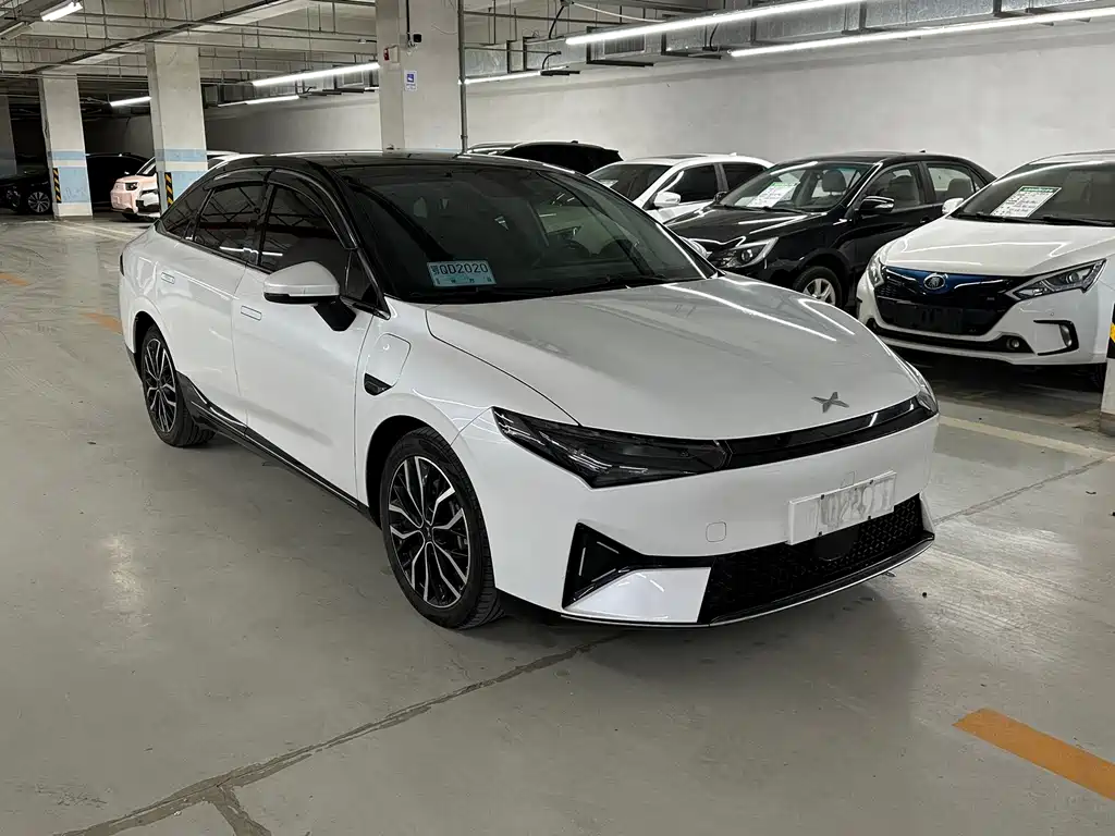 XPeng P5 — миниатюра 3