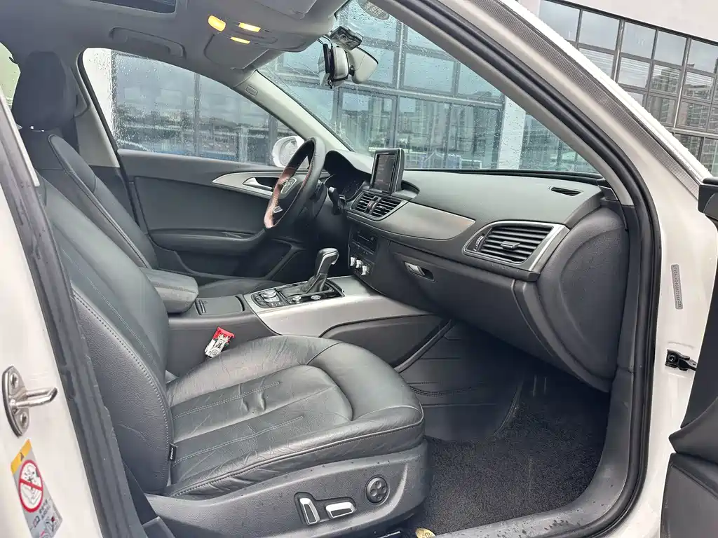 Audi A6L — миниатюра 7