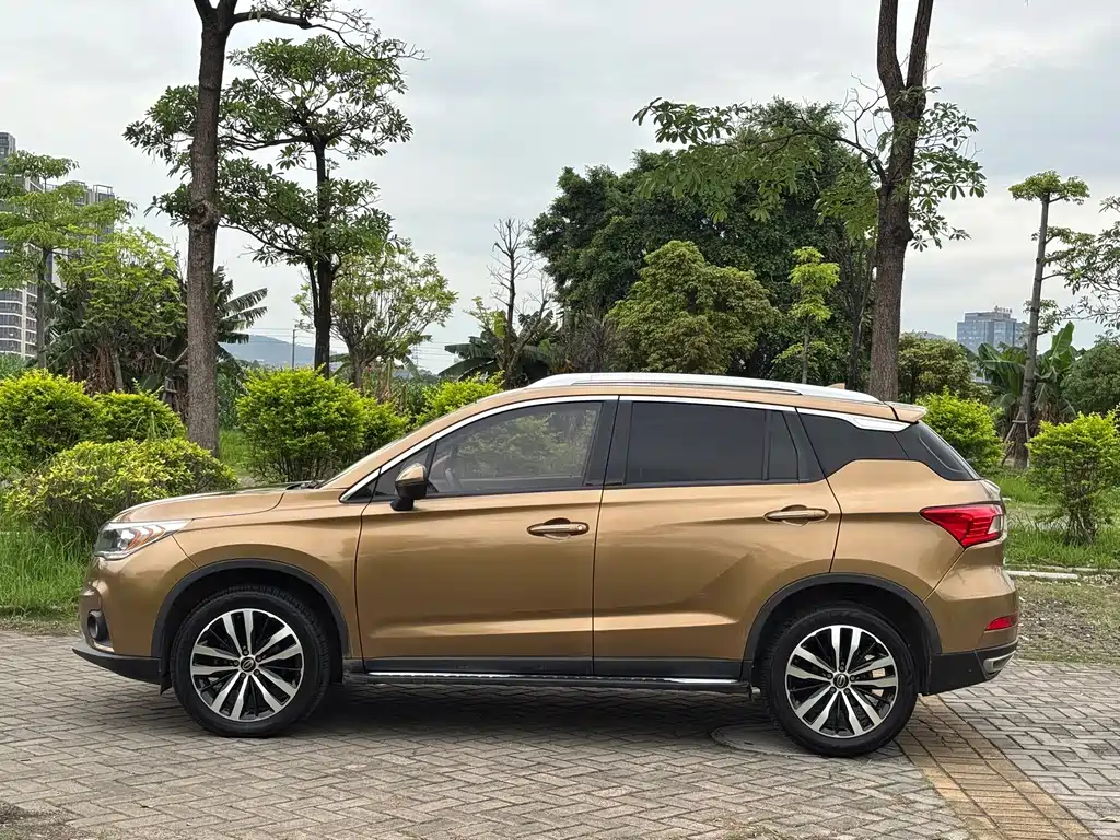 GAC Motor Trumpchi GS4 — миниатюра 13