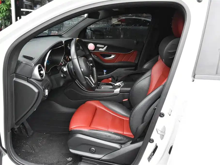 MERCEDES-BENZ GLC COUPE