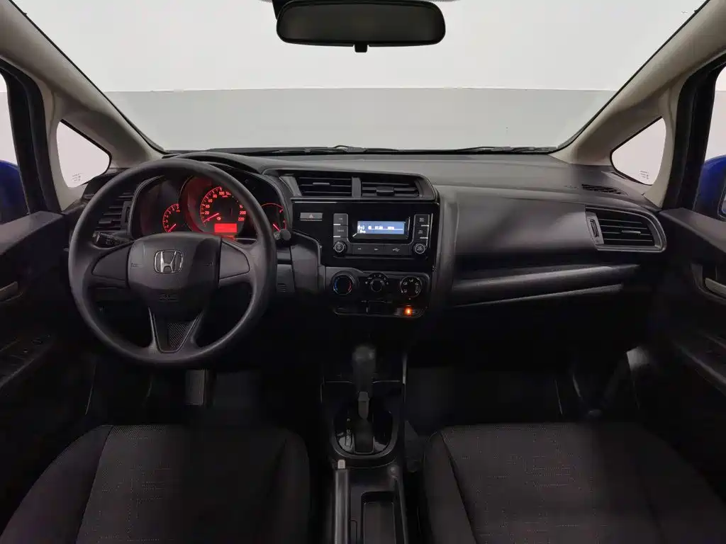 Honda Fit — миниатюра 5