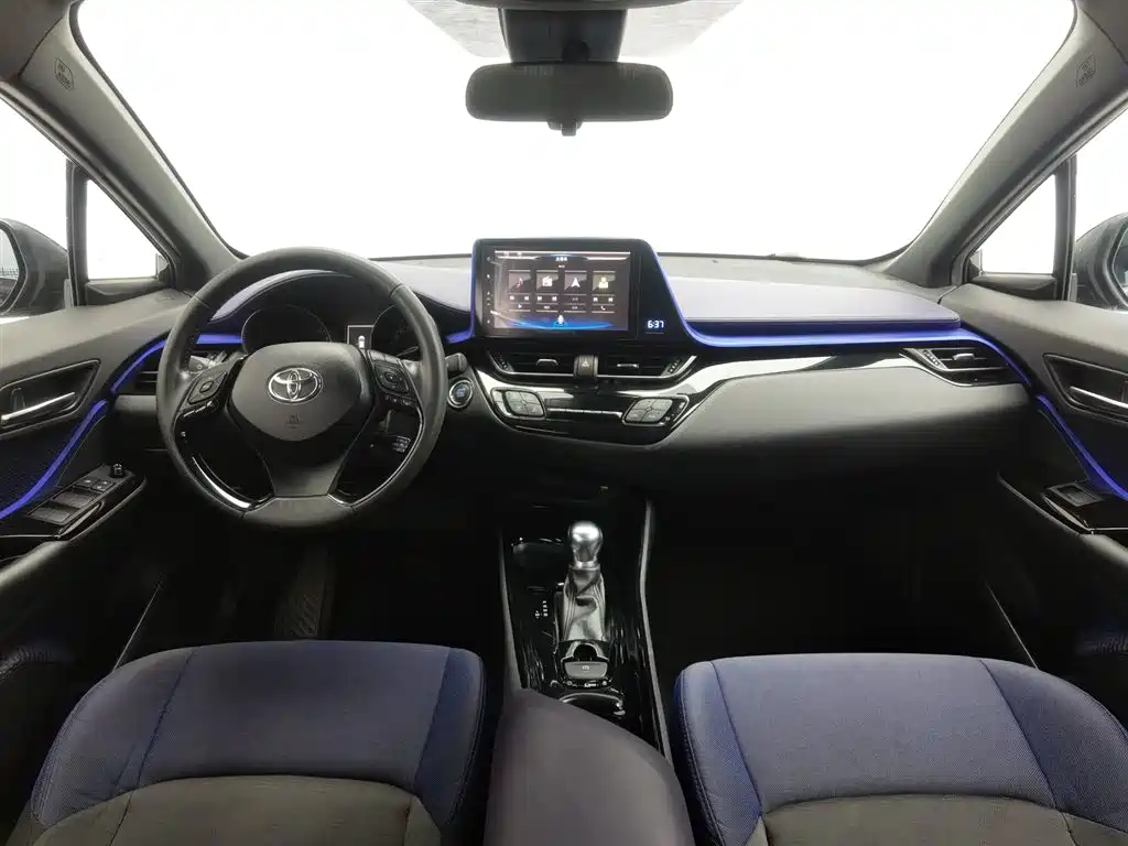 Toyota C-HR 2018 2.0L Luxury V