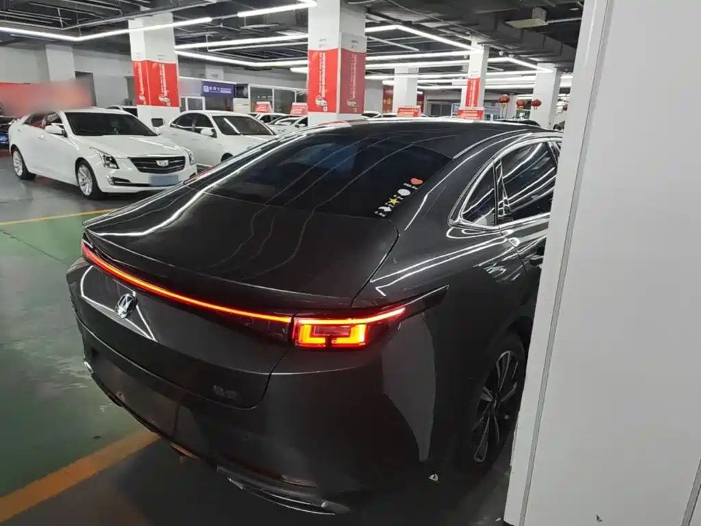 Changan Eado — миниатюра 7