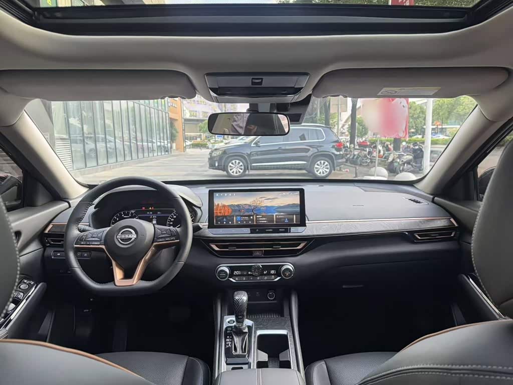 Nissan Teana 2.0 л 2024 г. Чёрный, пробег 25800 км