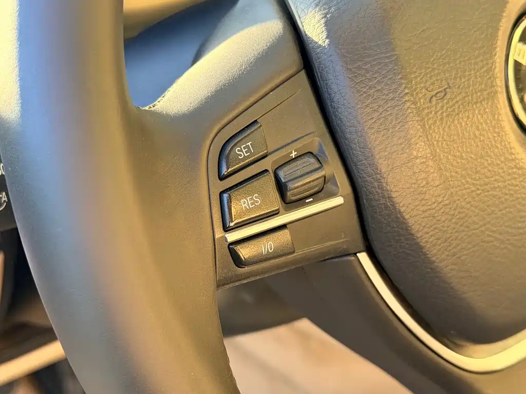 BMW 5 Series GT — миниатюра 20