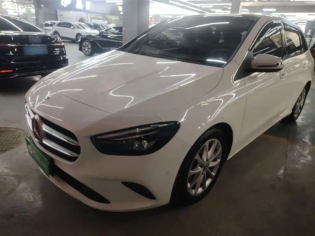 Mercedes-Benz B-Class 2021