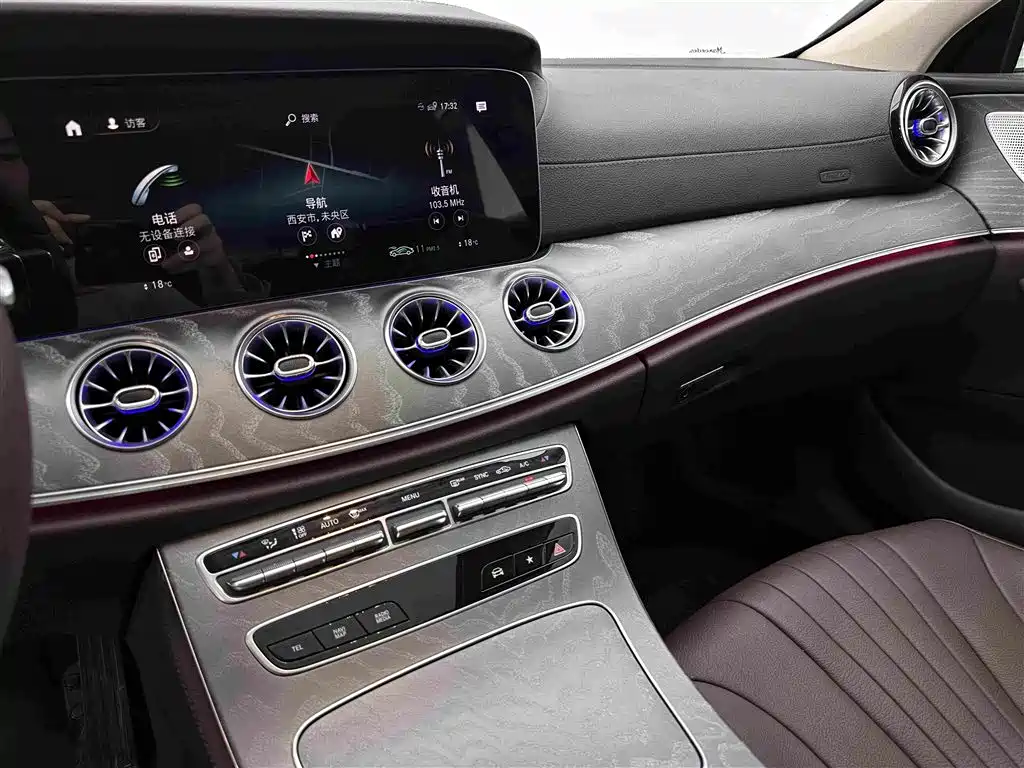 Mercedes-Benz CLS — миниатюра 14