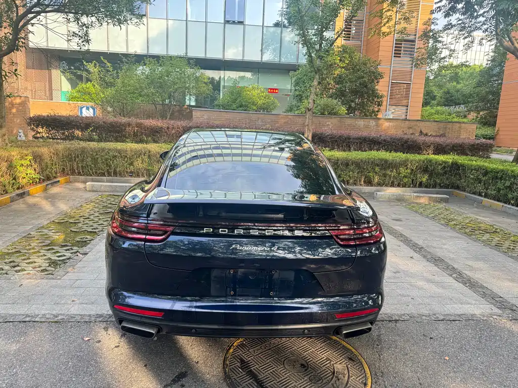 Porsche Panamera 2017 Panamera 4 Executive Long Wheelbase 3.0T
