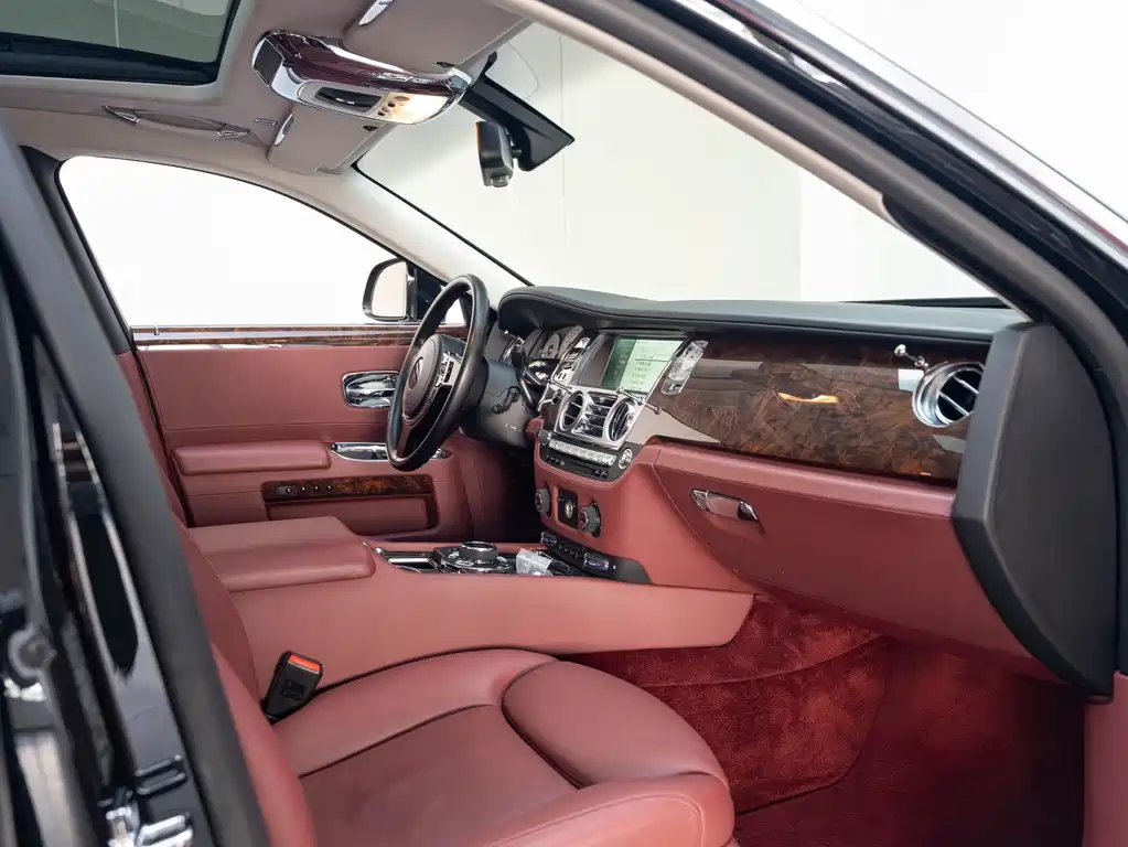 Rolls-Royce Ghost 2015 Series II Long Wheelbase