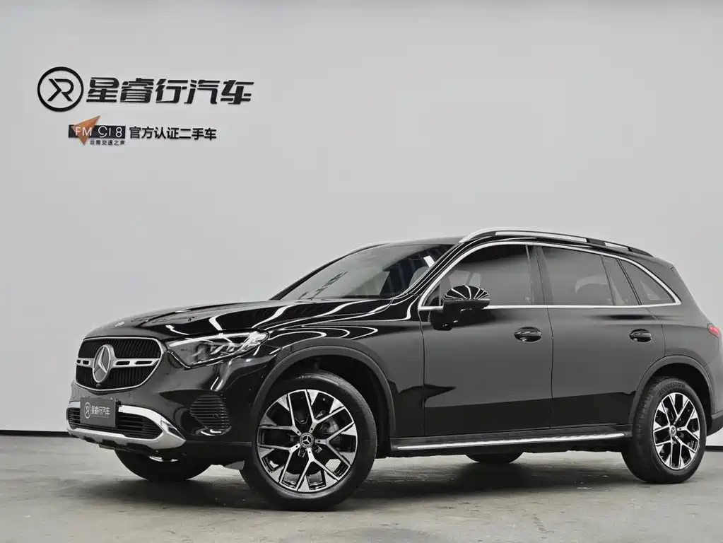 Mercedes-Benz GLC 2023 GLC 260 L 4MATIC 5 мест