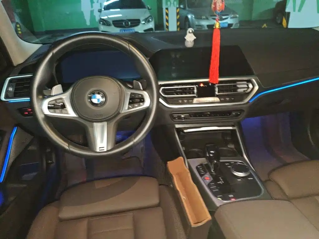 BMW 3 Series — миниатюра 13