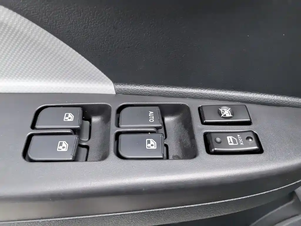 Changan Benben E-Star — миниатюра 9
