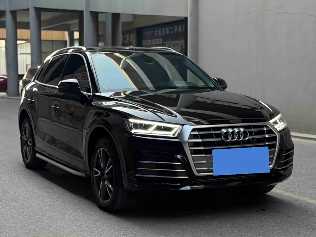 Audi Q5L — миниатюра 2