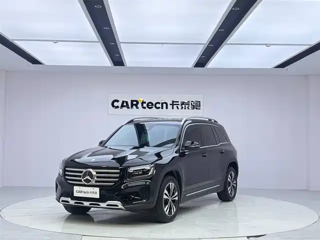 MERCEDES-BENZ GLB
