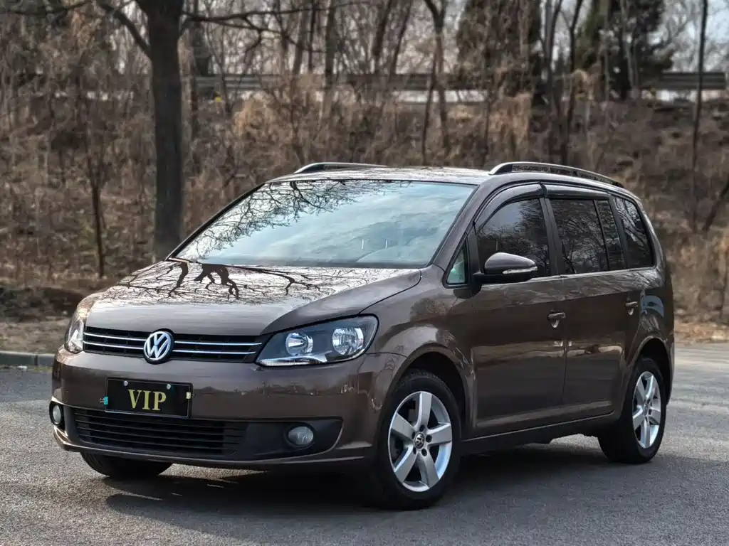 Volkswagen Touran 2014