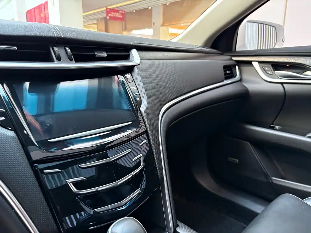 Cadillac XTS 2018 28T Elite