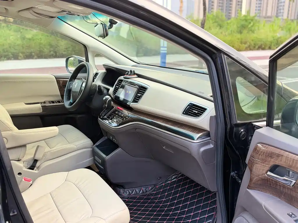 Honda Odyssey — миниатюра 13