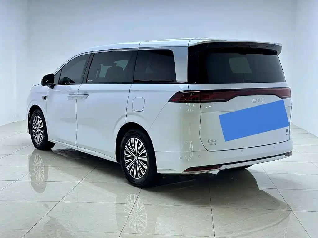 BYD Xia 2025 DM-i 1.5T 100km