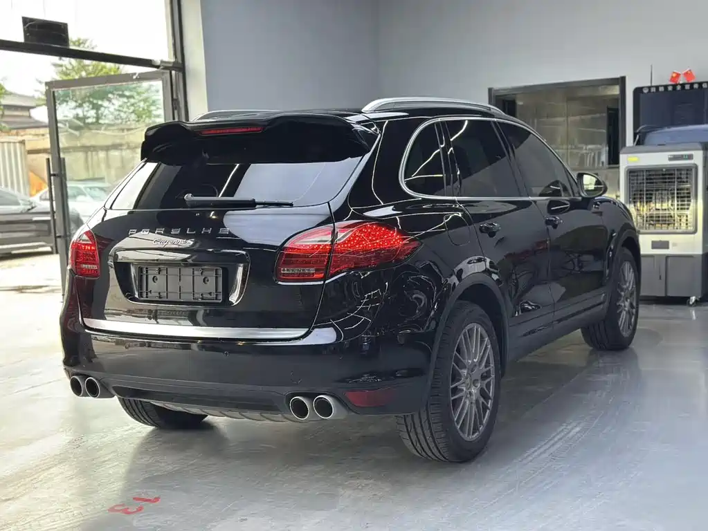 Porsche Cayenne 2011 Cayenne S 4.8L