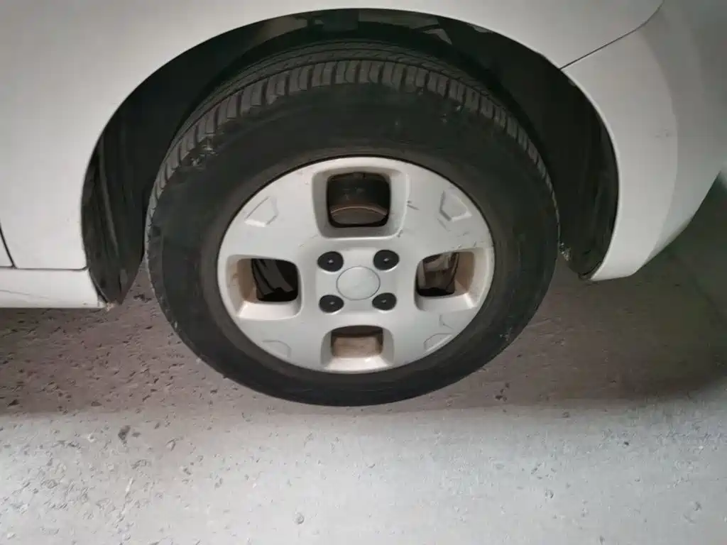 Roewe Clever — миниатюра 8