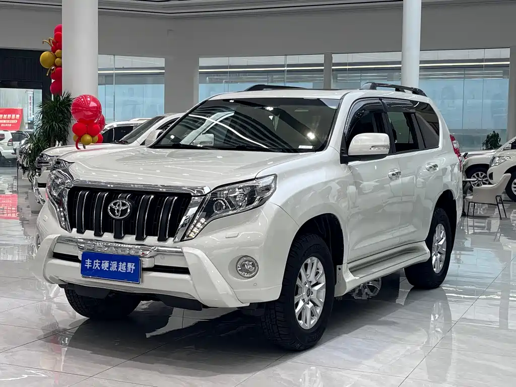 TOYOTA PRADO