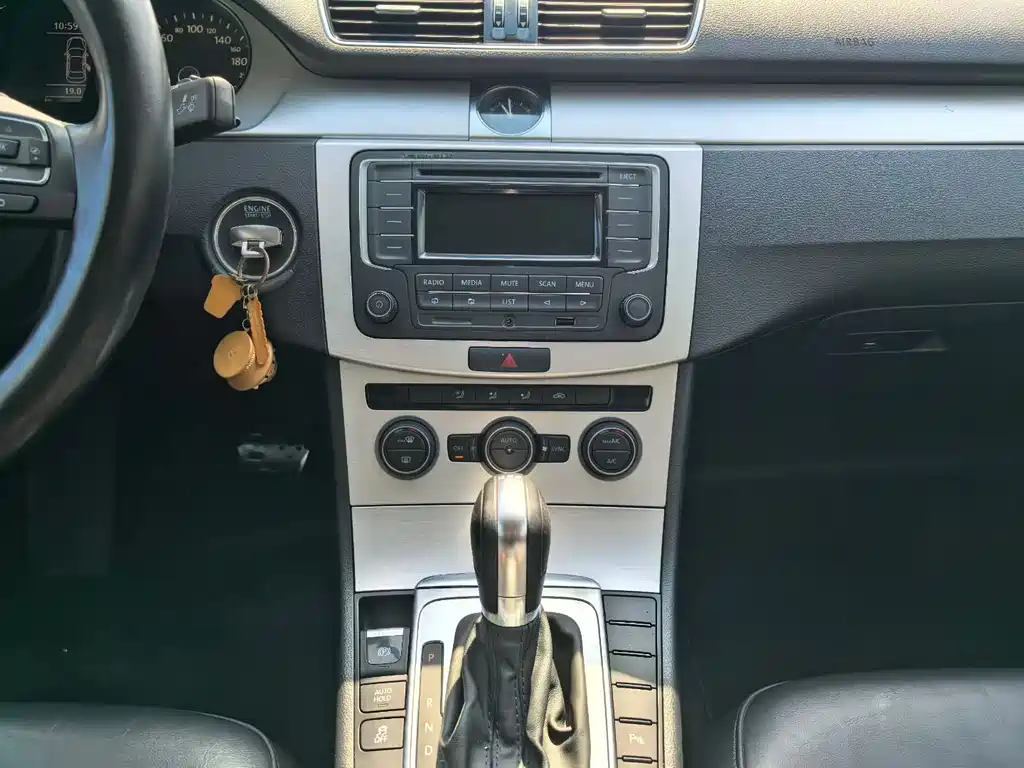 Volkswagen Magotan 2015 1.8TSI Lead