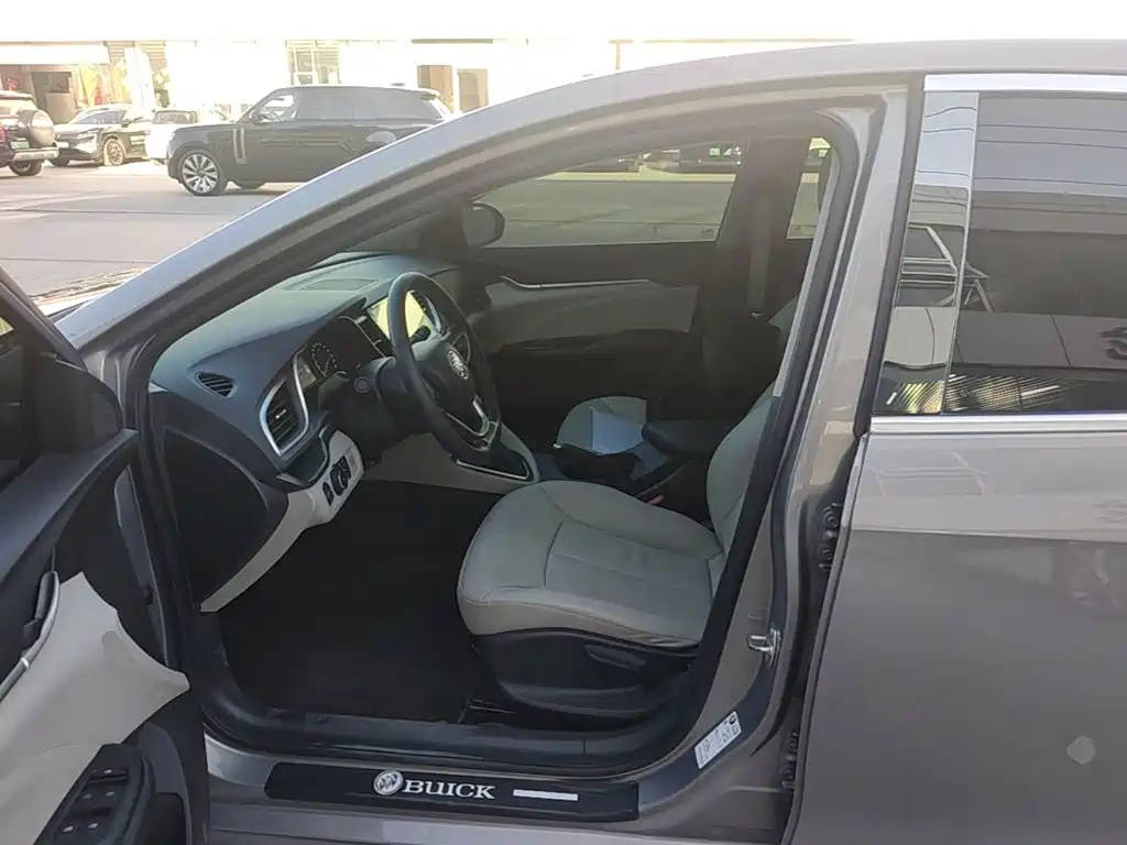 Buick Excelle — миниатюра 15