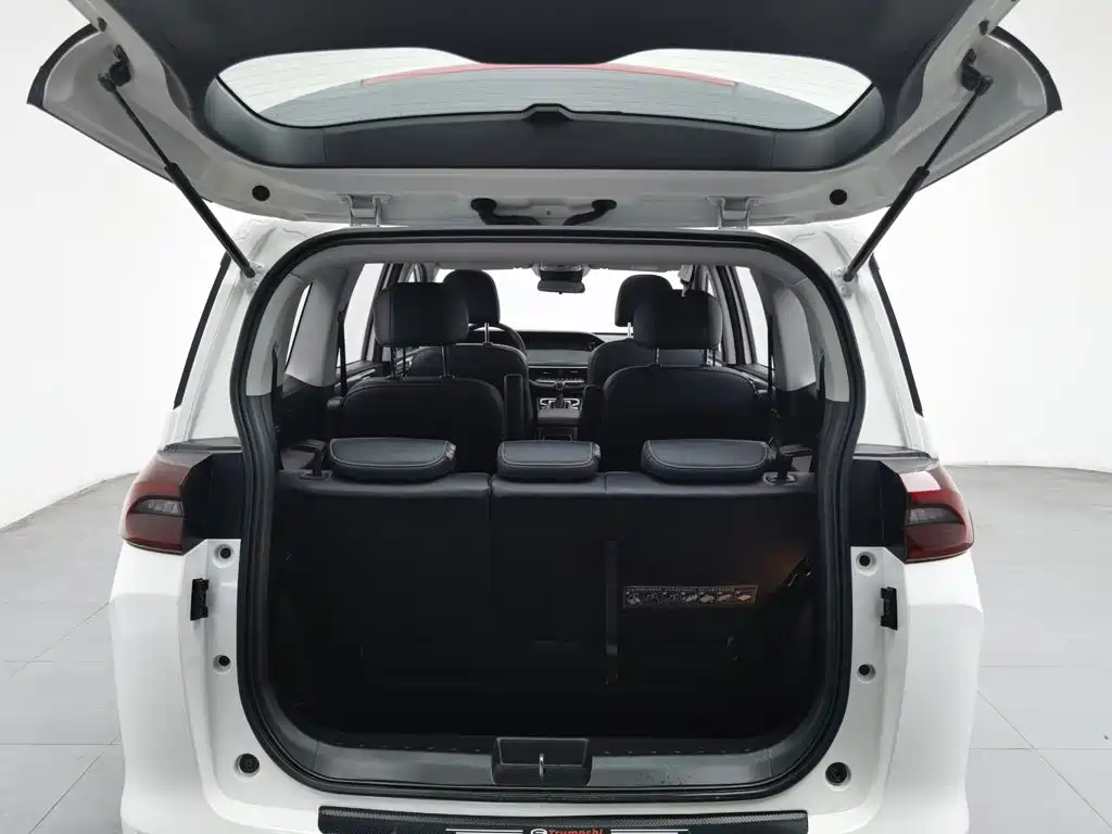 GAC Motor Trumpchi M6 — миниатюра 16