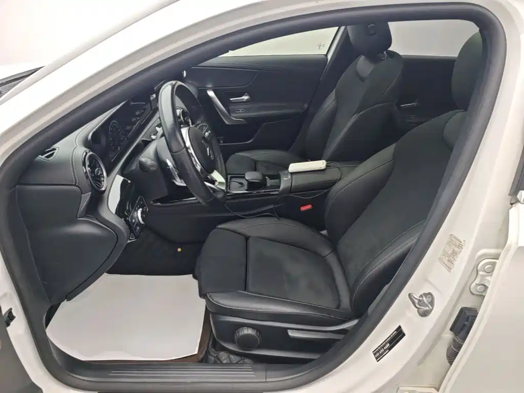 Mercedes-Benz A-Class — миниатюра 15