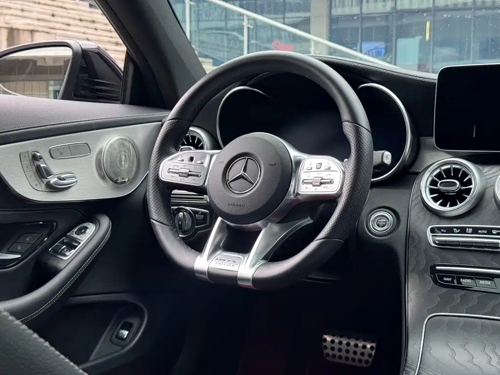 Mercedes-Benz C-Class (Import) — миниатюра 13