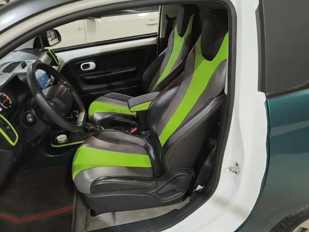 Roewe Clever — миниатюра 17