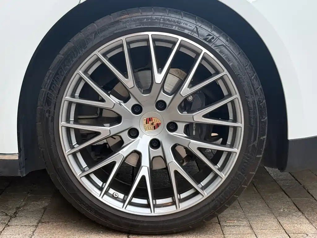 Porsche Panamera — миниатюра 19