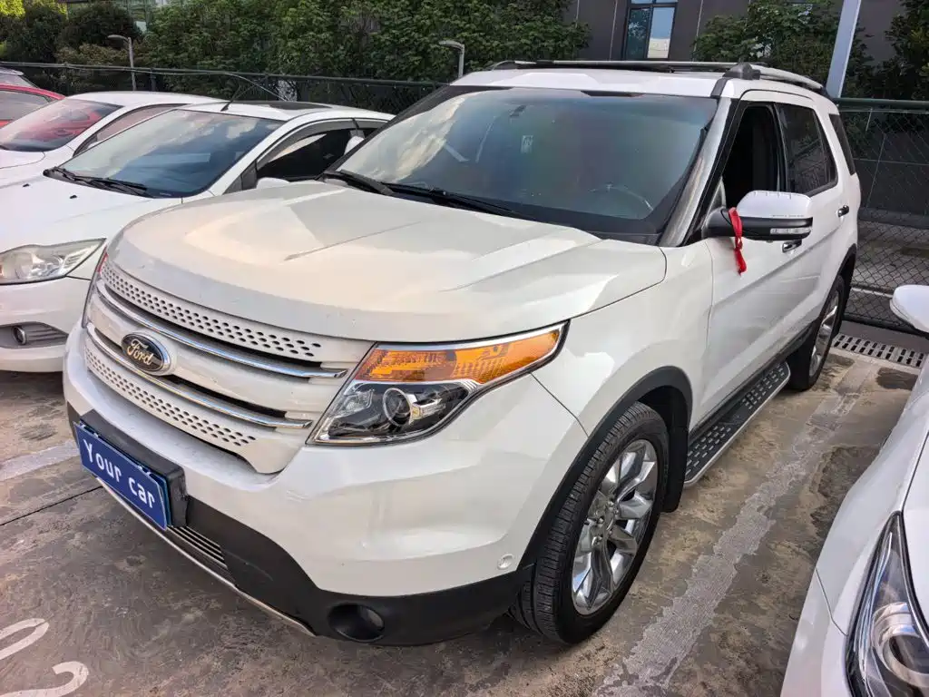 Ford Explorer (Import)
