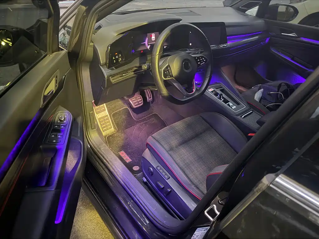 Volkswagen Golf GTI — миниатюра 5