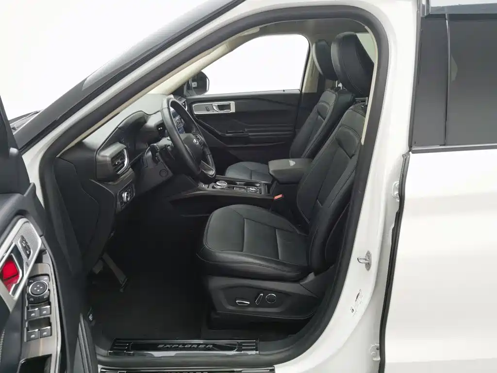 Ford Explorer — миниатюра 10
