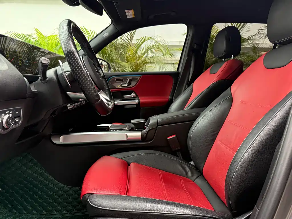 Mercedes-Benz GLB AMG — миниатюра 14