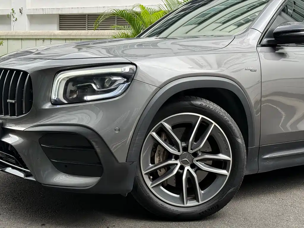 Mercedes-Benz GLB AMG — миниатюра 6