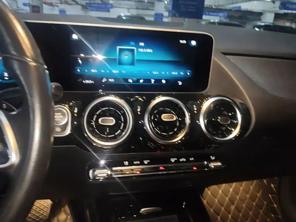 Mercedes-Benz B-Class — миниатюра 18