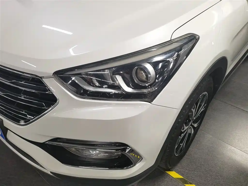 Hyundai Santa Fe 2017 2.0T AT 7 мест