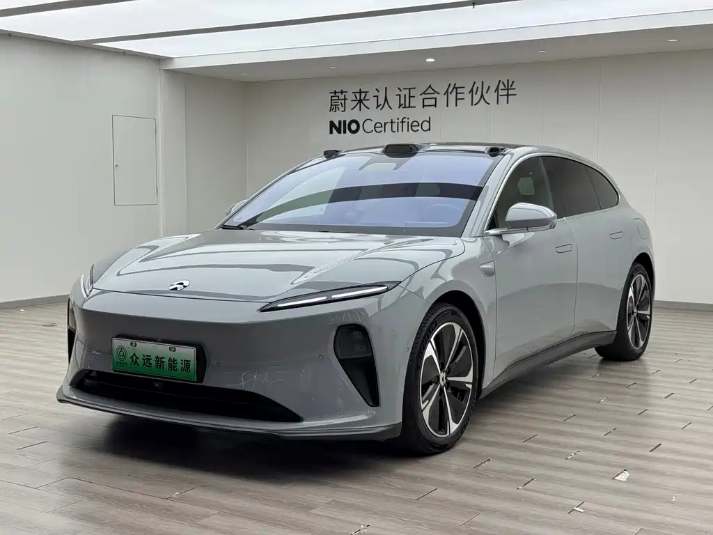 NIO NIO ET5T