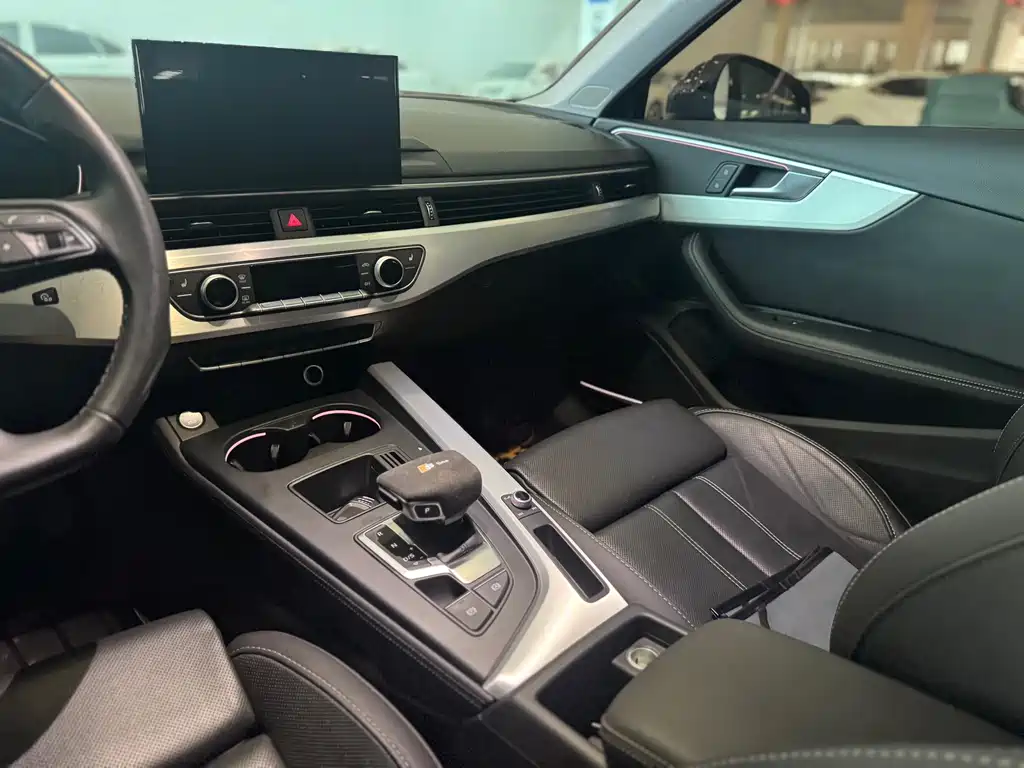 Audi A4L — миниатюра 12
