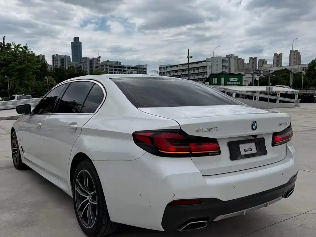 BMW 5 Series 5 2022 525Li M Sport