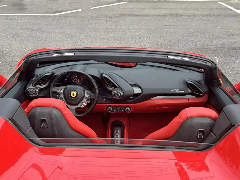 Ferrari 488 — миниатюра 4