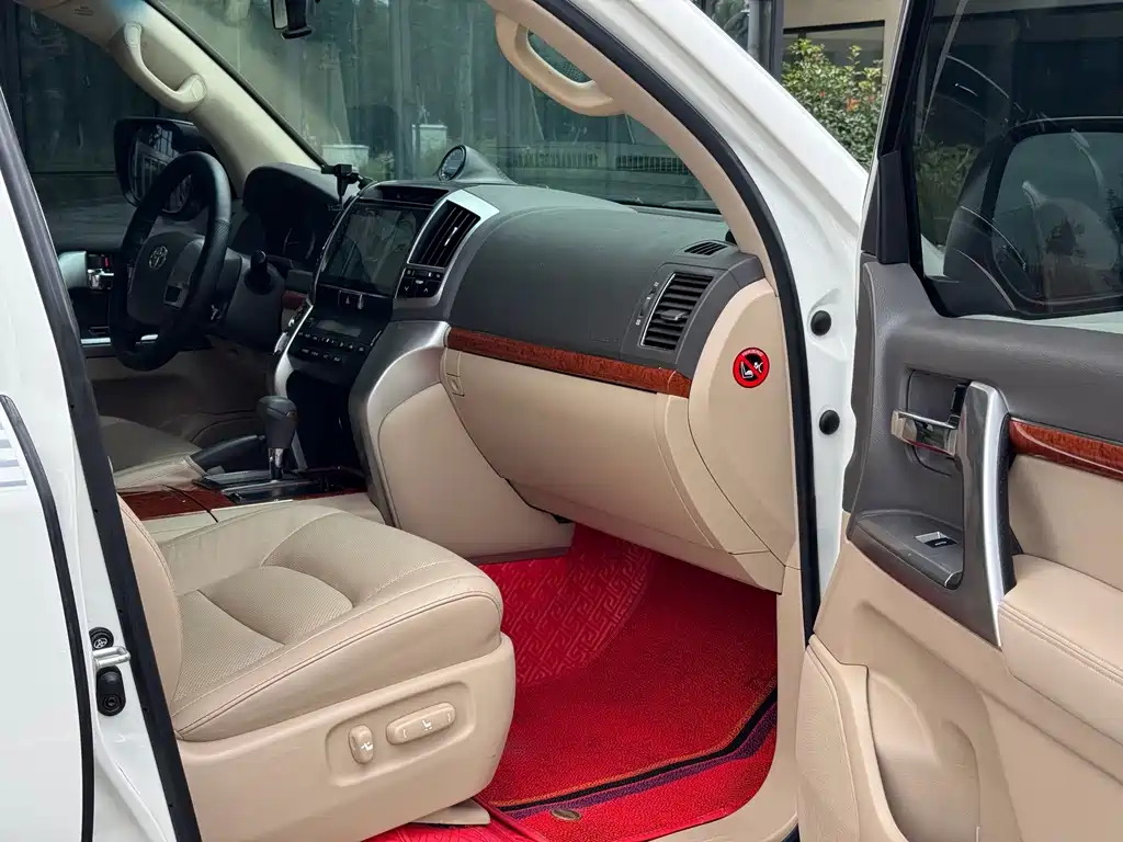 Toyota Land Cruiser — миниатюра 26