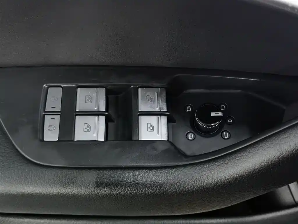 Audi A6L 2023 45 TFSI