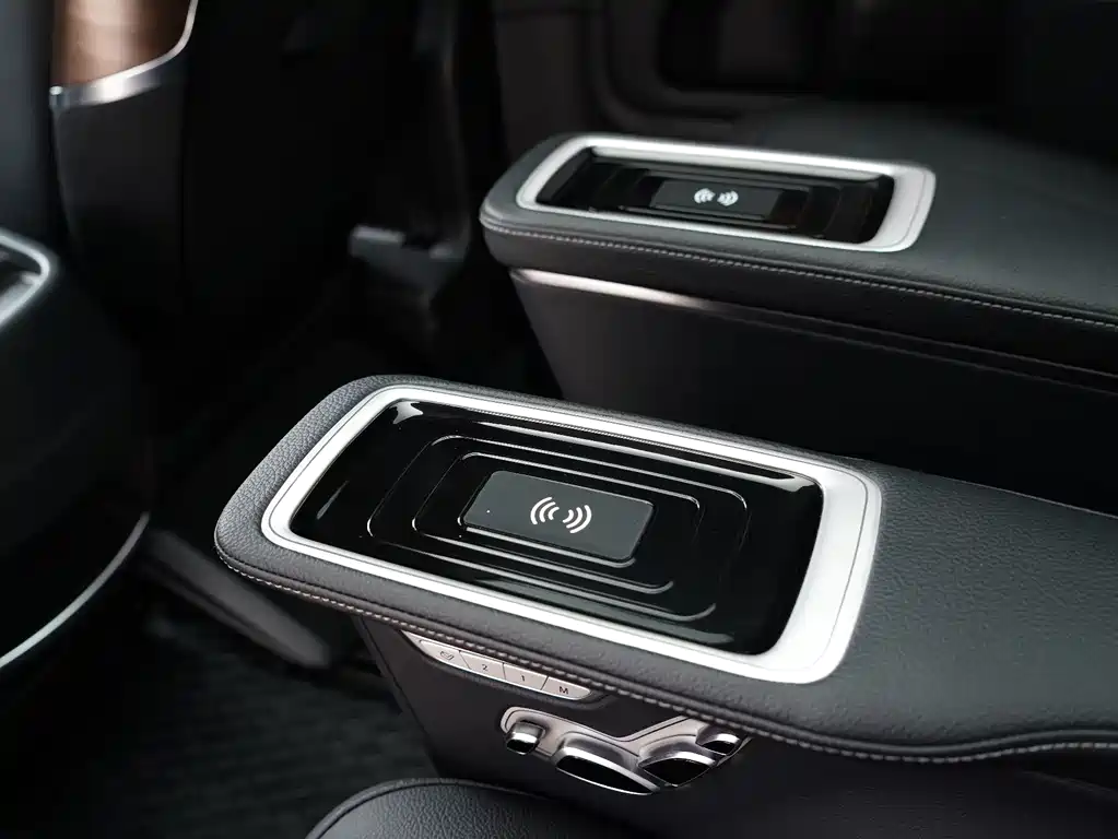 MERCEDES-BENZ V CLASS