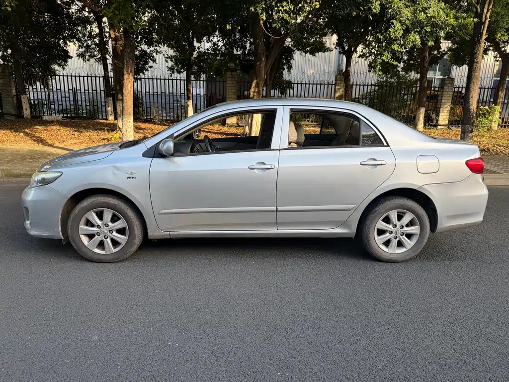 Toyota Corolla — миниатюра 7